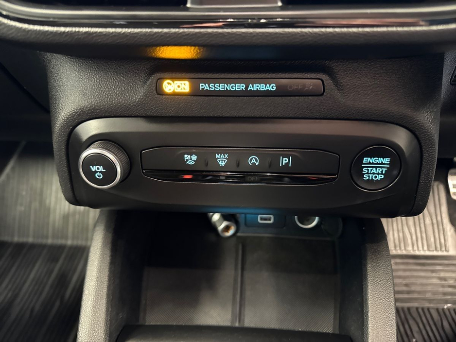 2025 Ford Focus - image 17