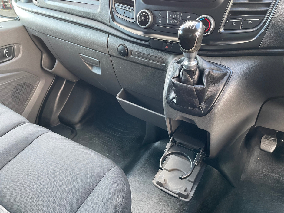 2022 Ford Transit - image 20