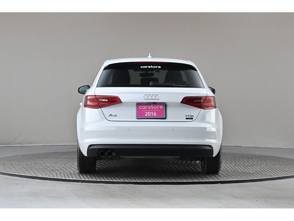 2016 Audi A3 - image 8
