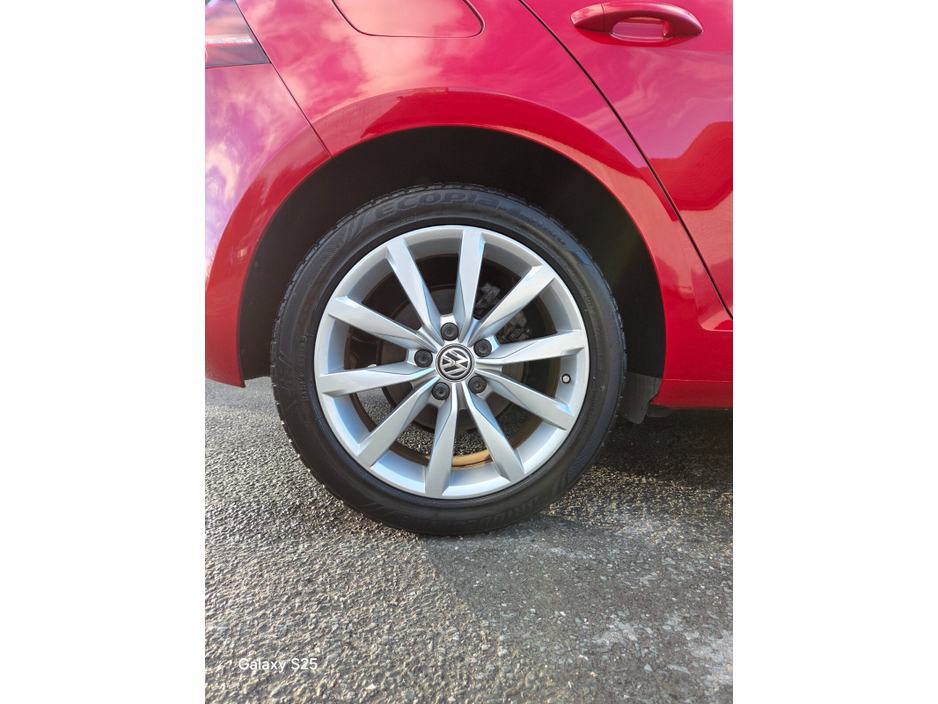2017 Volkswagen Golf 1.2TSI 3DR 85HP Trendline €14,450