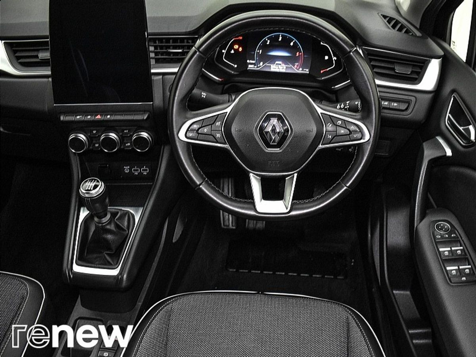 2022 Renault Captur - image 32