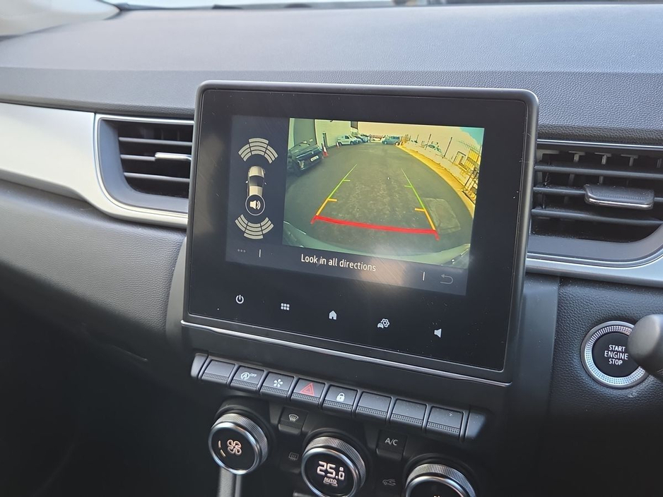 2023 Renault Captur - image 14