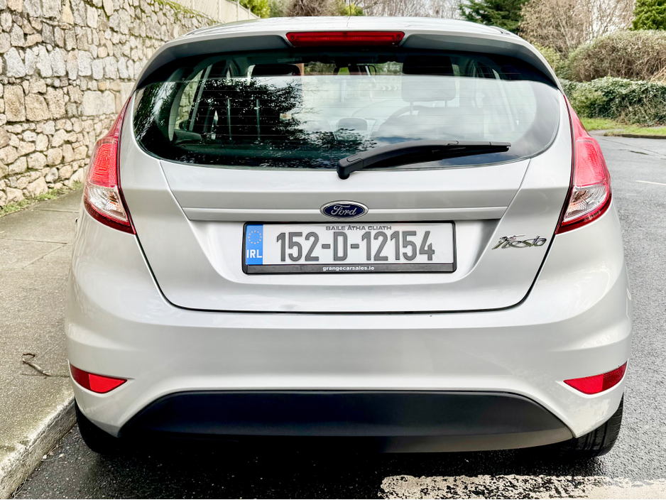 2015 Ford Fiesta ZETEC 1.2L !!! €7,950