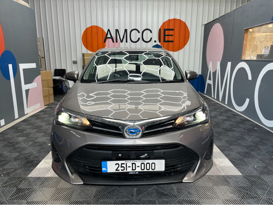 2025 Toyota Corolla - image 5