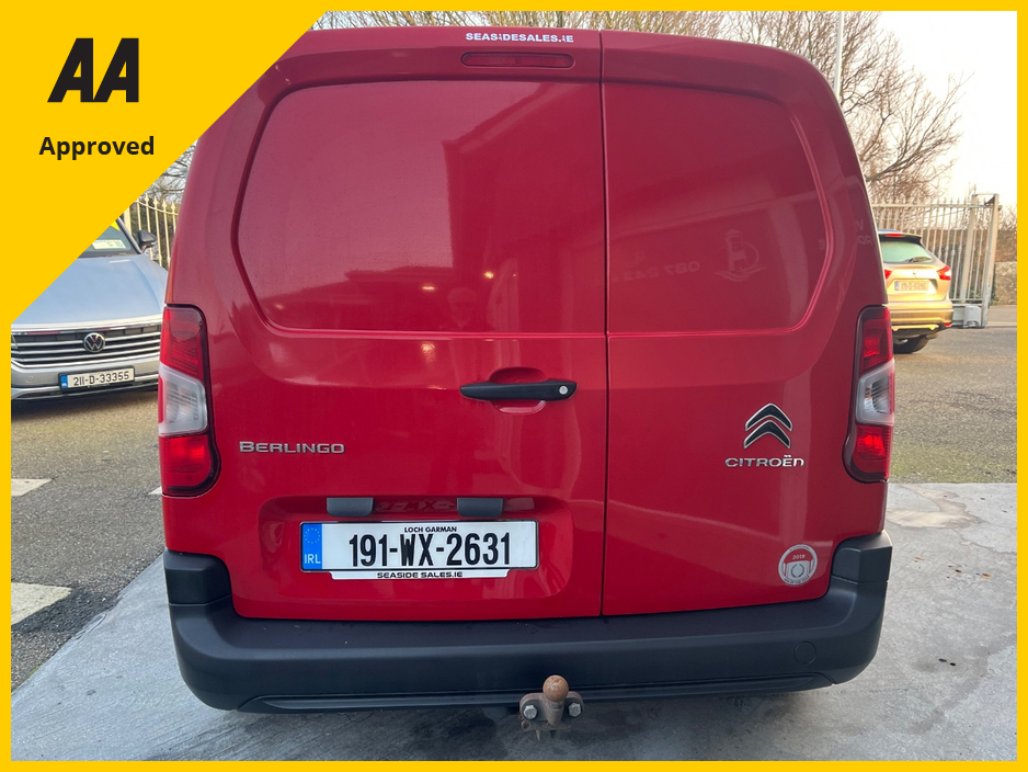 2019 Citroen Berlingo - image 3