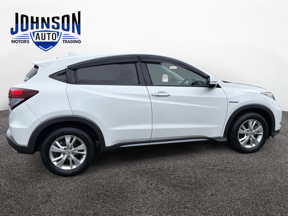 2015 Honda Vezel - image 7