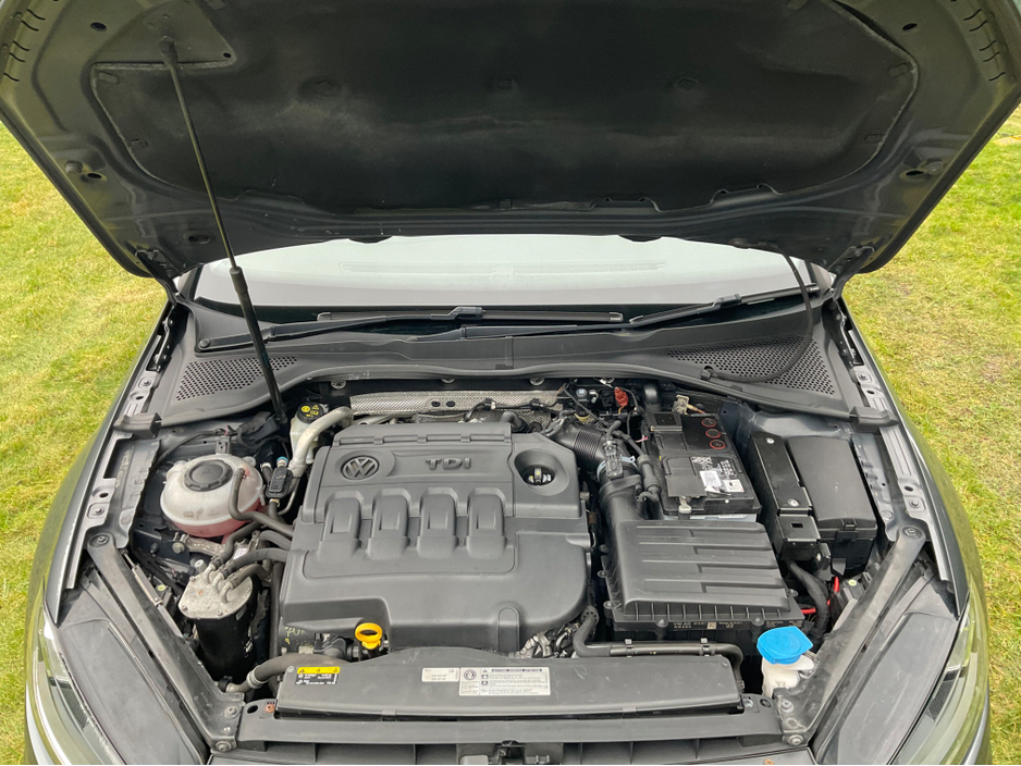 2018 Volkswagen Golf - image 19