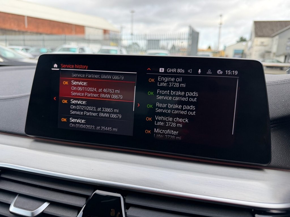 2020 BMW 5 Series - image 16