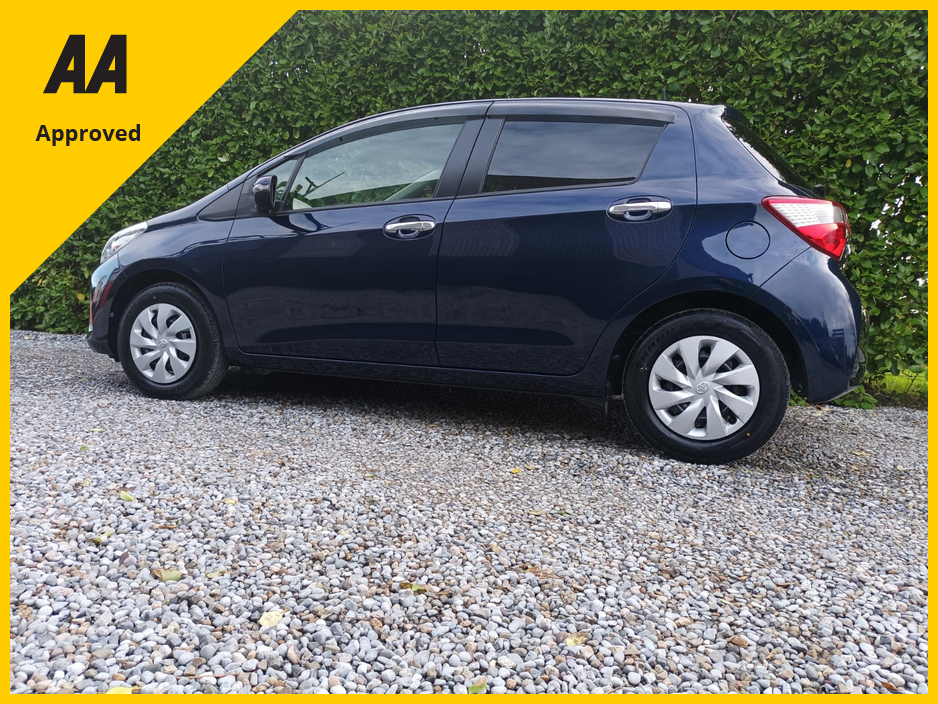 2020 Toyota Yaris - image 15