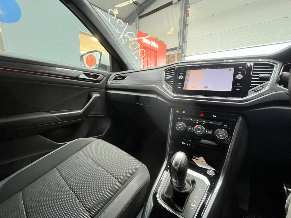2022 Volkswagen T-Roc €28950 2022 VOLKSWAGEN T-ROC TDI SPORT 2.0 AUTOMATIC / CRUISE CONTROL / REVERSE CAMERA / PADDLE SHIFTERS €28,950
