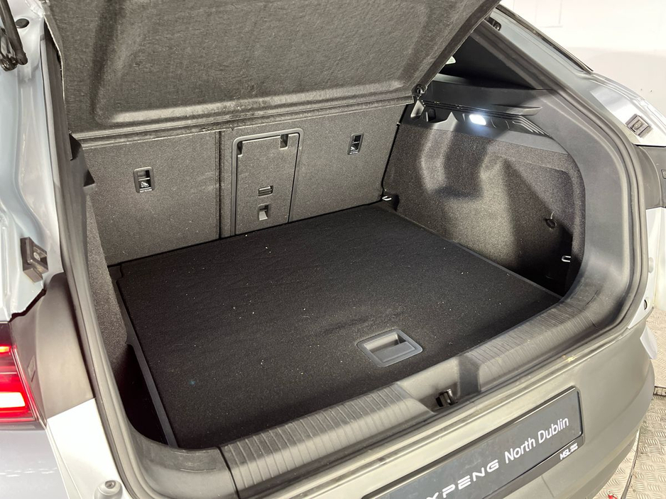 2021 Volkswagen ID.4 Style 52kWh 148HP - Reversing Camera - Sat Nav - Climate Control - Heated Seats - Keyless Start - Apple CarPlay/Android Auto €21,950