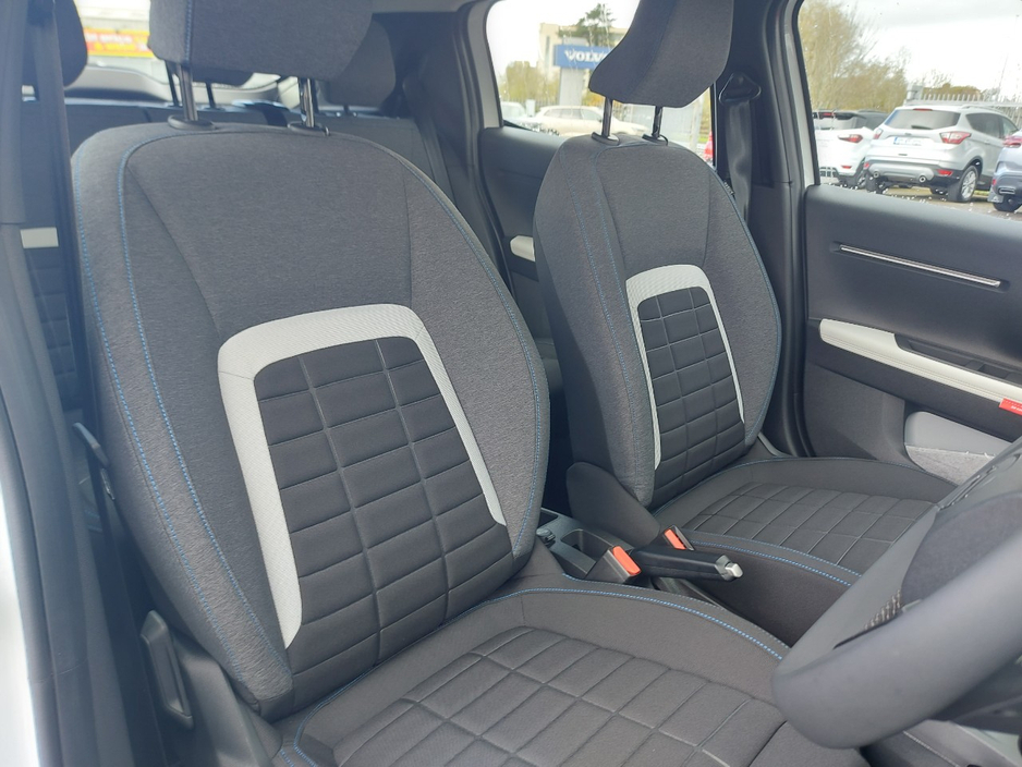 2026 Citroen C3 - image 16