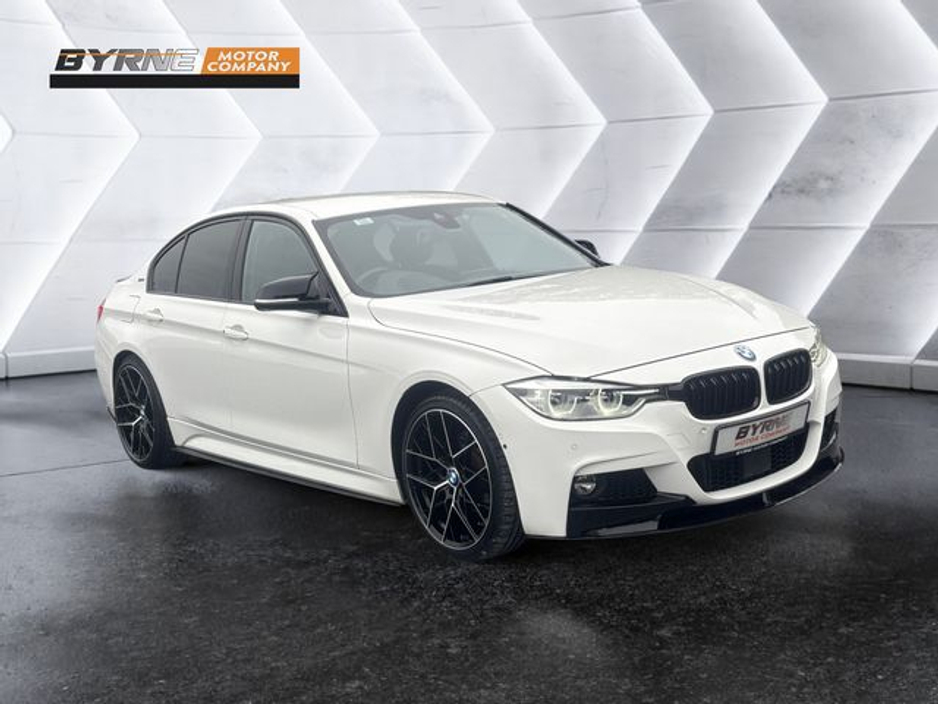 2016 BMW 3 Series - image 7