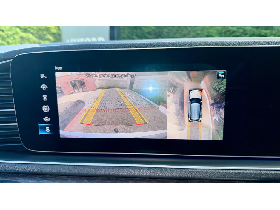 2019 Mercedes-Benz GL Class - image 19