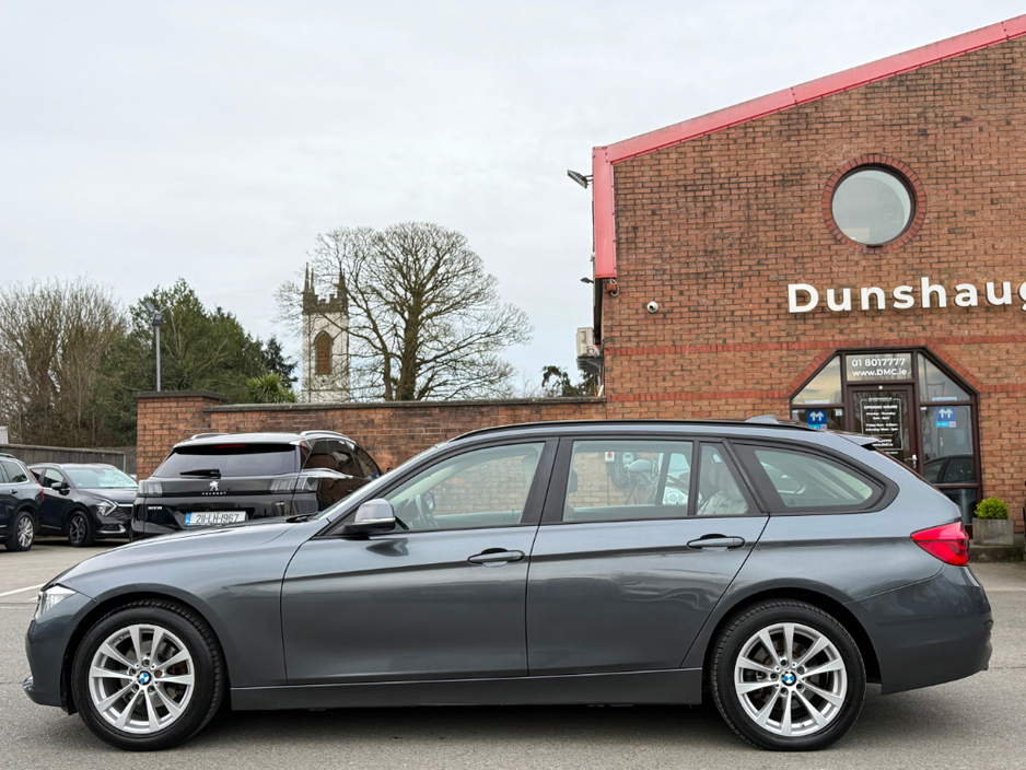 2016 BMW 3 Series - image 8