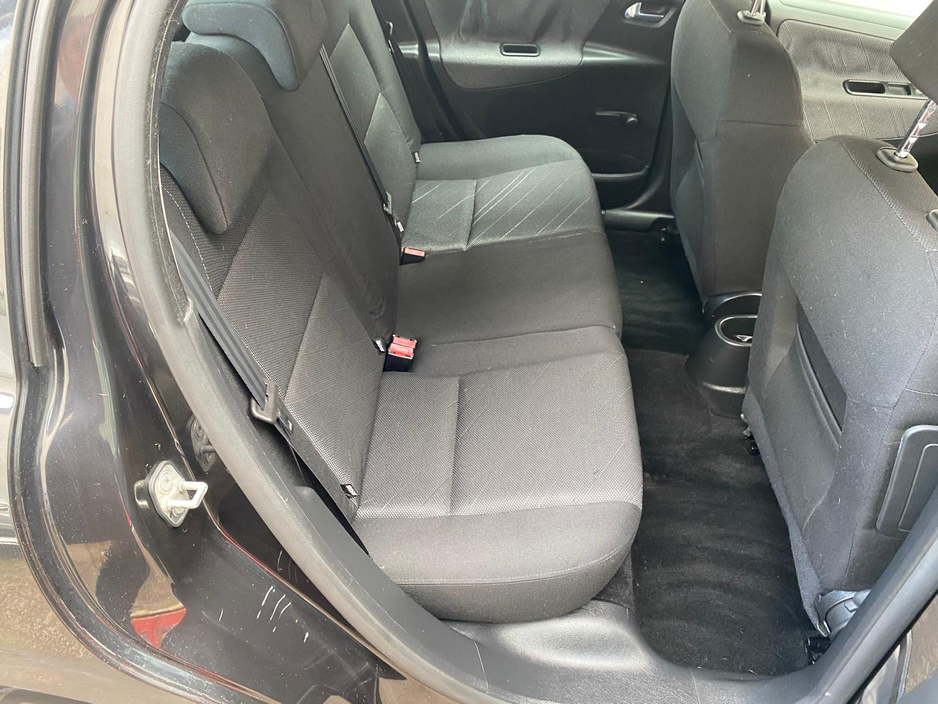 2006 Peugeot 207 - image 5