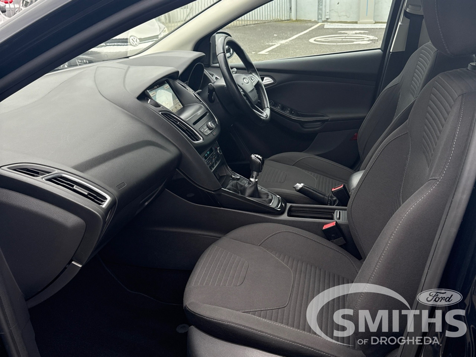 2018 Ford Focus - image 3