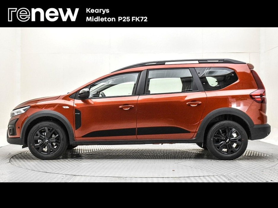 2023 Dacia Jogger TCe 110 Extreme SE €21,990