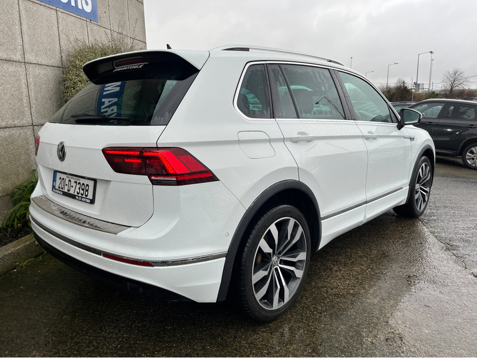 2020 Volkswagen Tiguan R-LINE AUTOMATIC 150HP 1.5 TSI //MASSIVE SPEC//FULL LEATHER//PANORAMIC GLASS ROOF//SAT NAV// €34,950