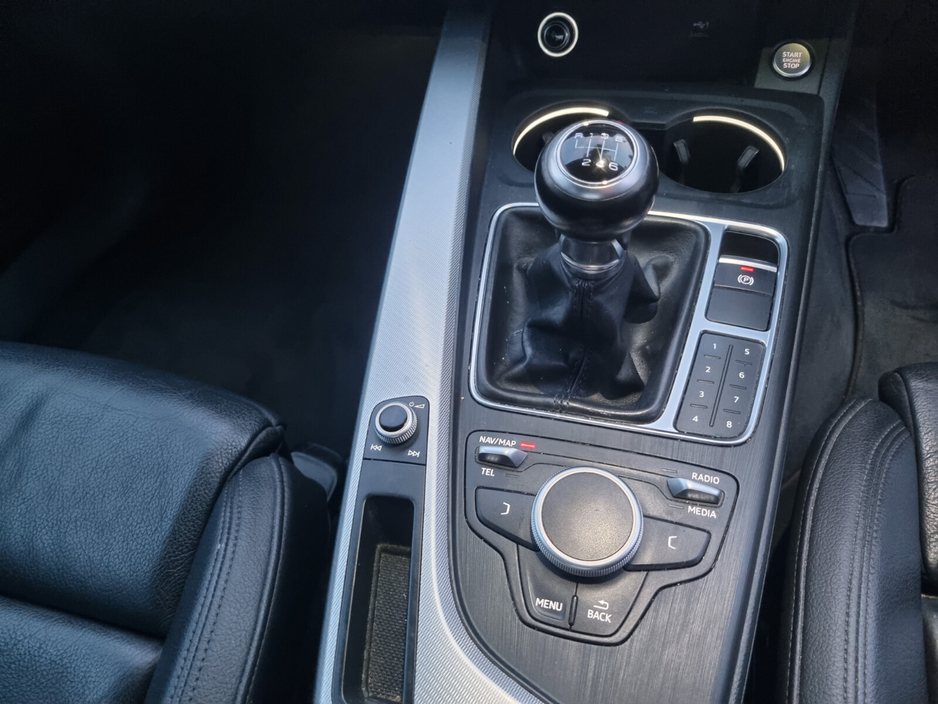 2017 Audi A4 - image 12