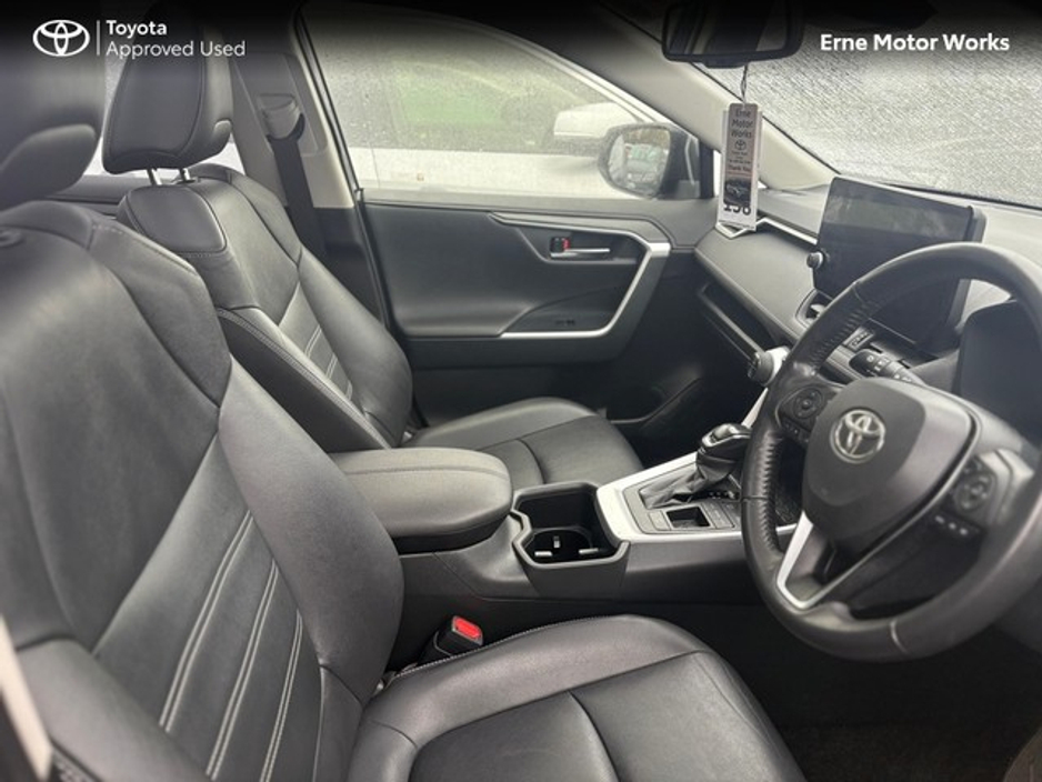 2023 Toyota Rav4 PLATINUM FWD Hybrid €43,950