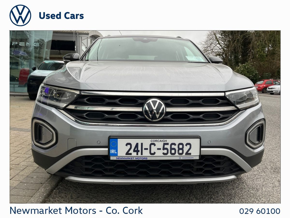 2024 Volkswagen T-Roc - image 21