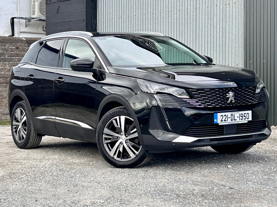 2022 Peugeot 3008 - image 2