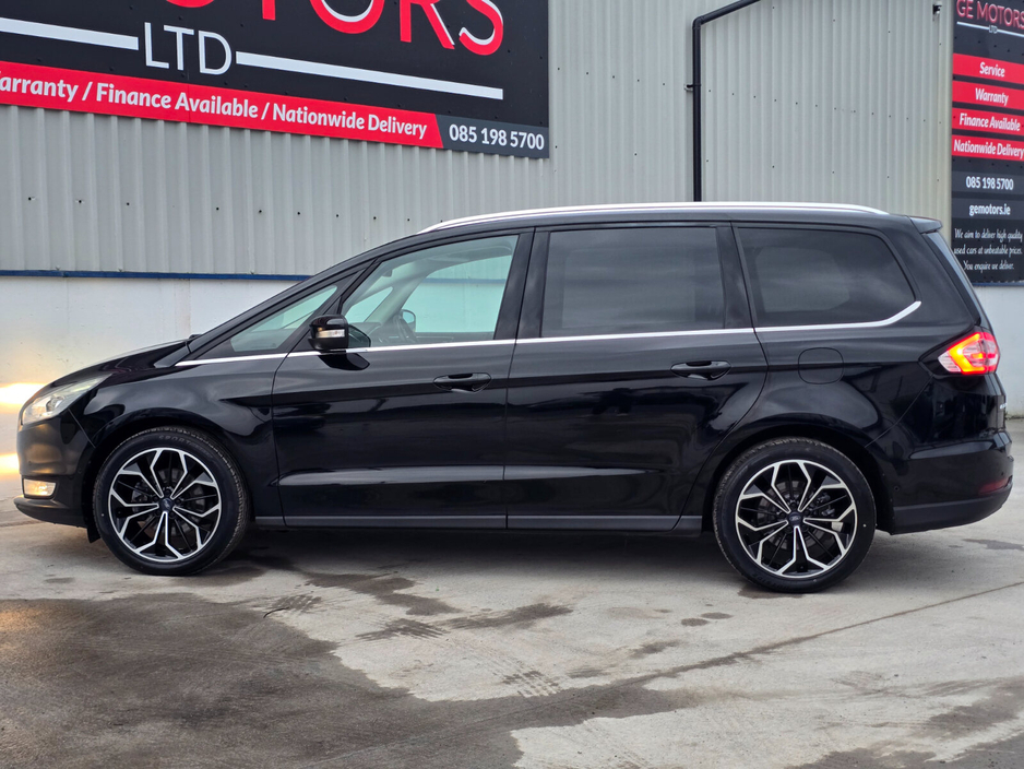 2018 Ford Galaxy - image 10