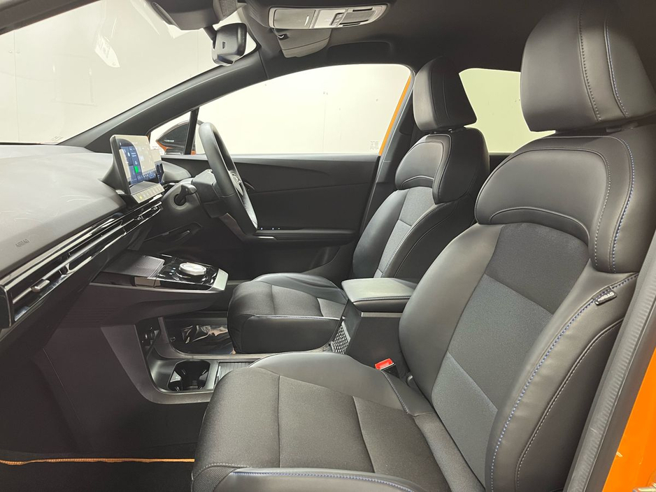 2023 MG 4 Trophy EV 64kWh 203BHP - Reversing Camera - Climate Control - Heated Seats/Steering Wheel - Cruise Control - Keyless Start - Apple CarPlay/Android Auto €21,950