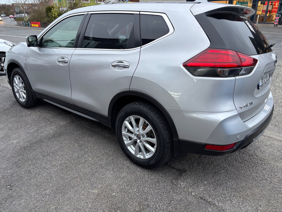 2019 Nissan X-Trail - image 14