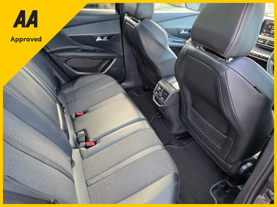 2019 Peugeot 3008 - image 18