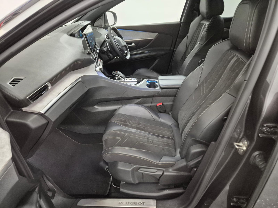 2022 Peugeot 3008 1.6PHEV 4x4, GT PREMIUM 225 BHP, ONLY 47000kms, FULL SERVICE HISTORY, SPOTLESS, GREAT VALUE €27,999