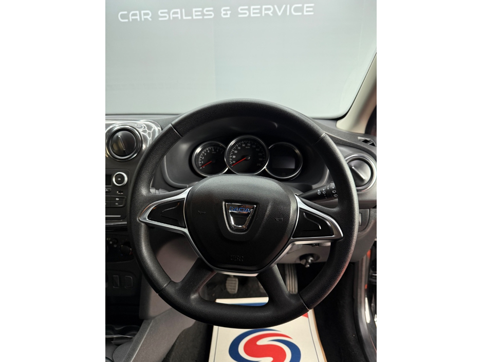 2019 Dacia Sandero - image 10