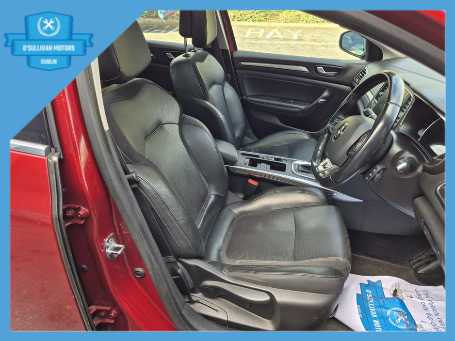 2019 Renault Megane - image 13