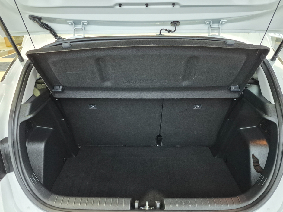 2022 Hyundai i20 - image 9