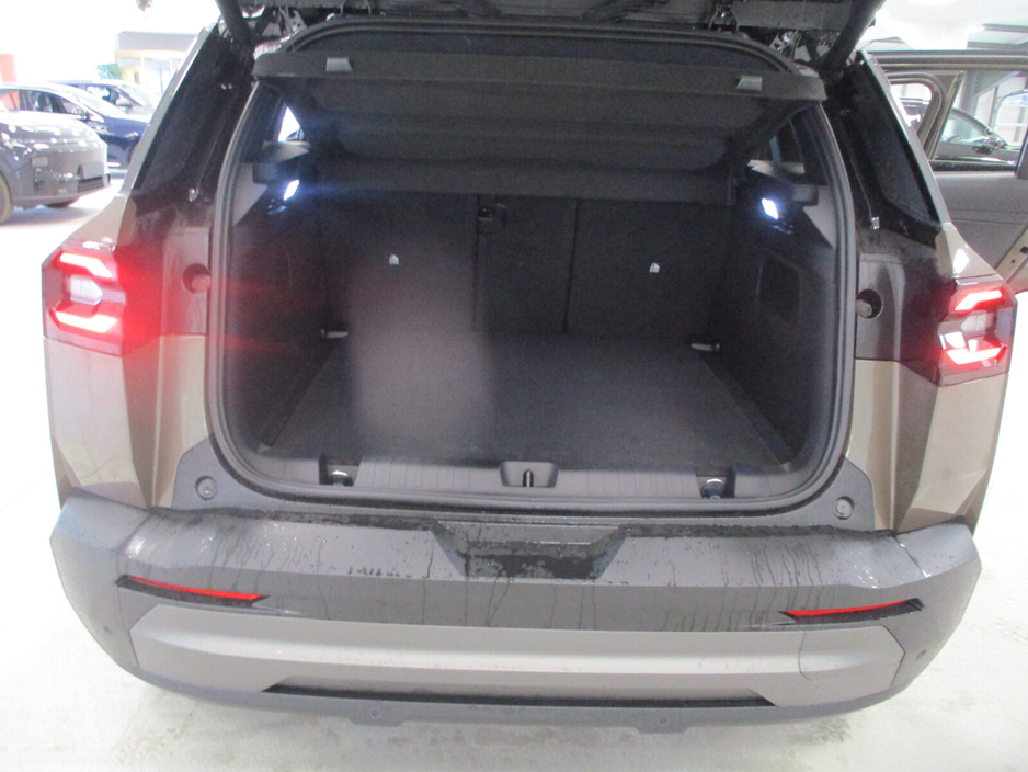 2026 Jeep Compass - image 16