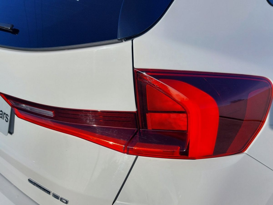 2024 BMW iX1 - image 20