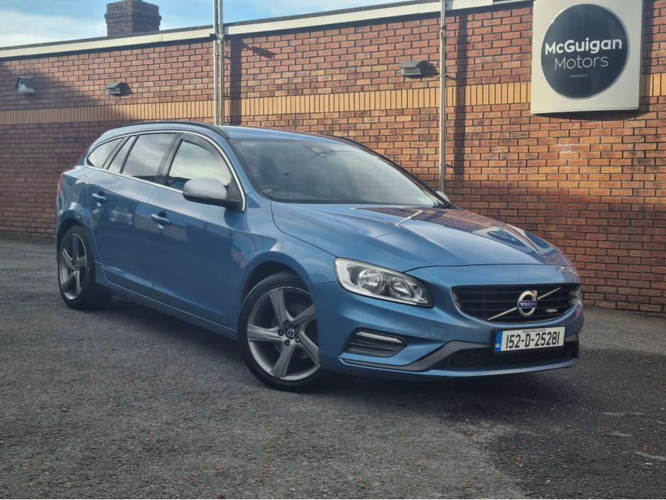 2015 Volvo V60 - image 2