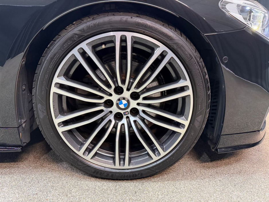 2019 BMW 5 Series 520D M Sport Massive Spec €31,950