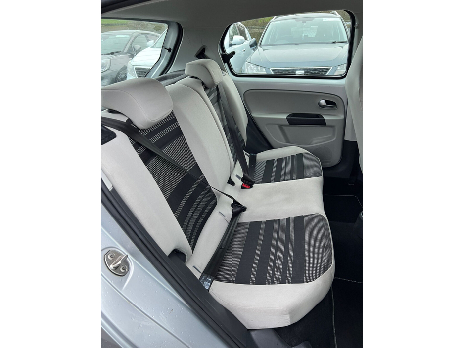 2015 SEAT Mii 1.0 75hp SE 5D €6,000