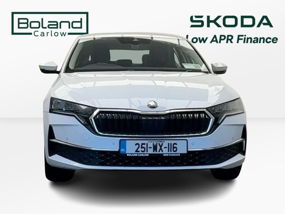 2025 Skoda Octavia - image 7