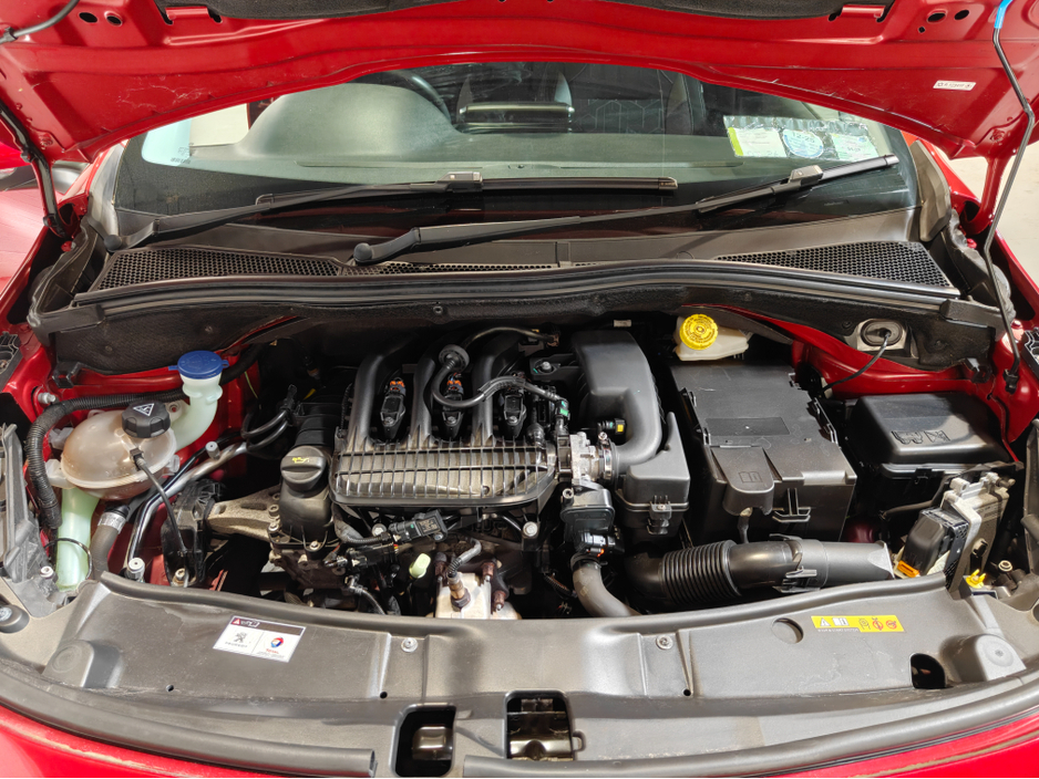 2019 Peugeot 2008 - image 21