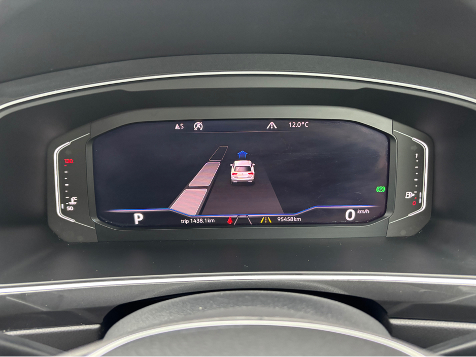 2019 Volkswagen Tiguan - image 30