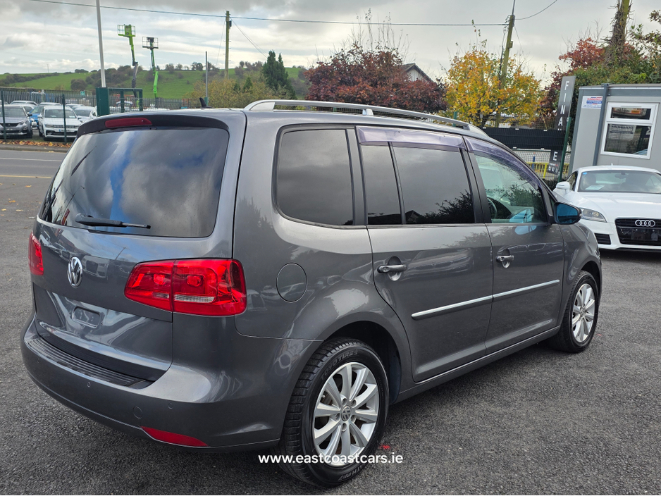 2012 Volkswagen Touran 7 SEATER * HIGHLINE ALCANTARA SEATS * REVERSING CAMERA * SIMI DEALER - SPECIALISING IN IMPORTS OF JAP AUTOMATIC HI SPEC BLUEMOTION // LARGE TOUCH SCREEN // €10,500