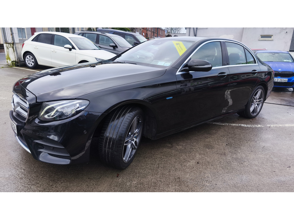 2017 Mercedes-Benz E Class - image 2