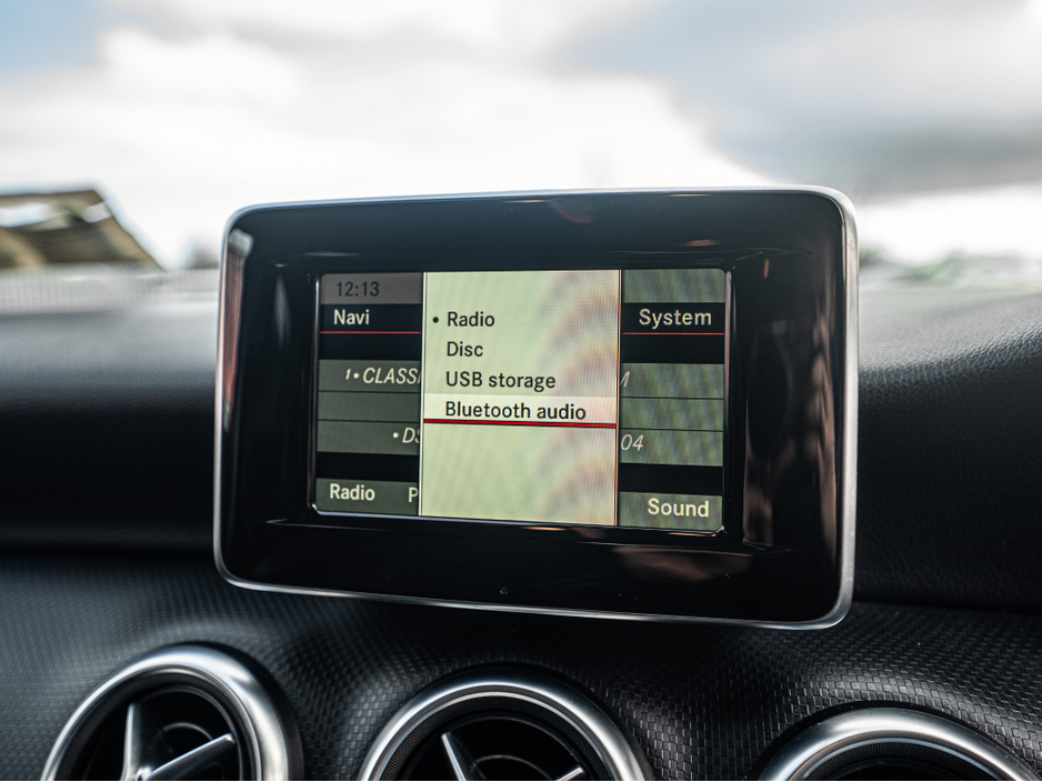 2015 Mercedes-Benz A Class - image 24