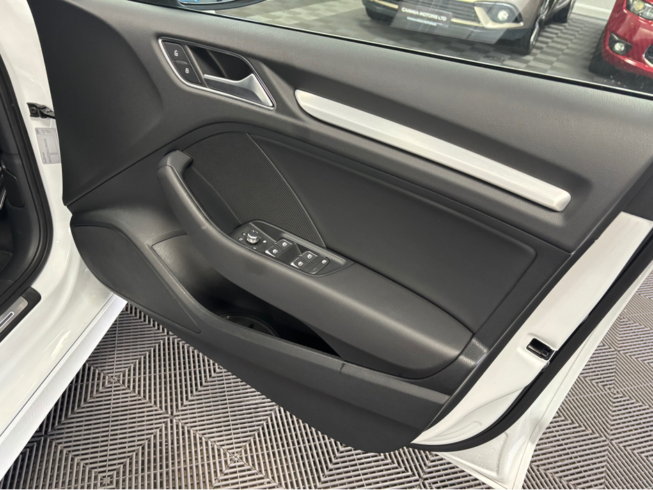 2018 Audi A3 - image 8