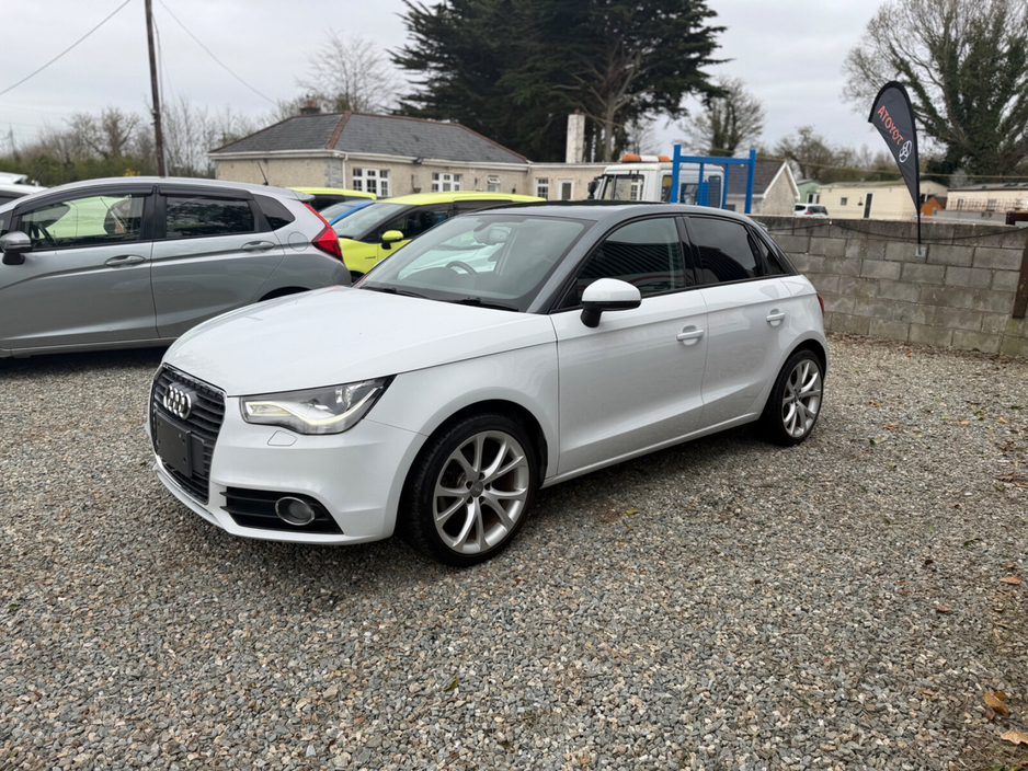 2012 Audi A1 - image 3