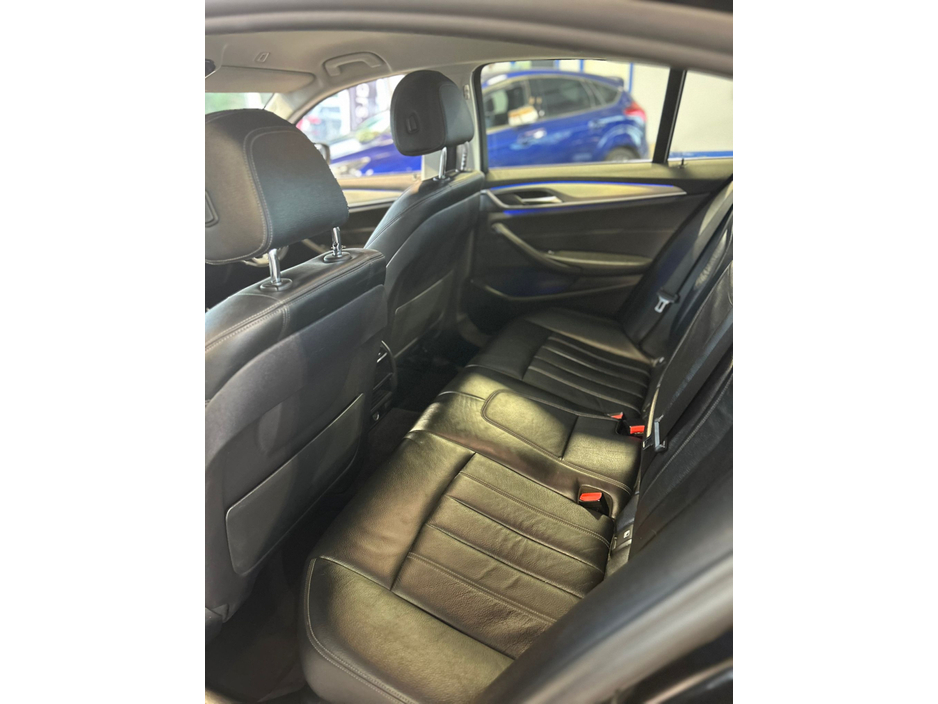 2018 BMW 5 Series SE AUTO 520 D €20,950