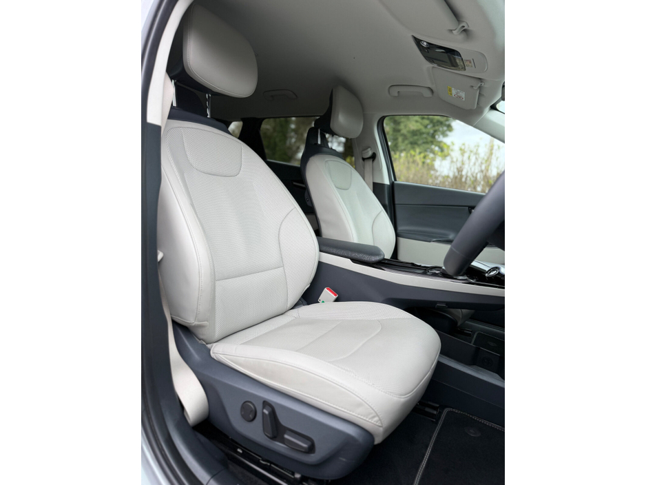 2024 Kia EV6 - image 11